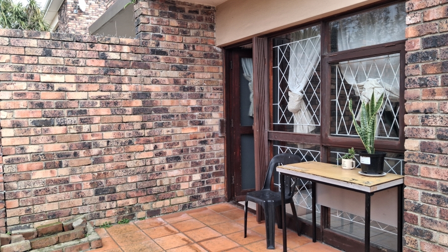3 Bedroom Property for Sale in Kabega Park Eastern Cape